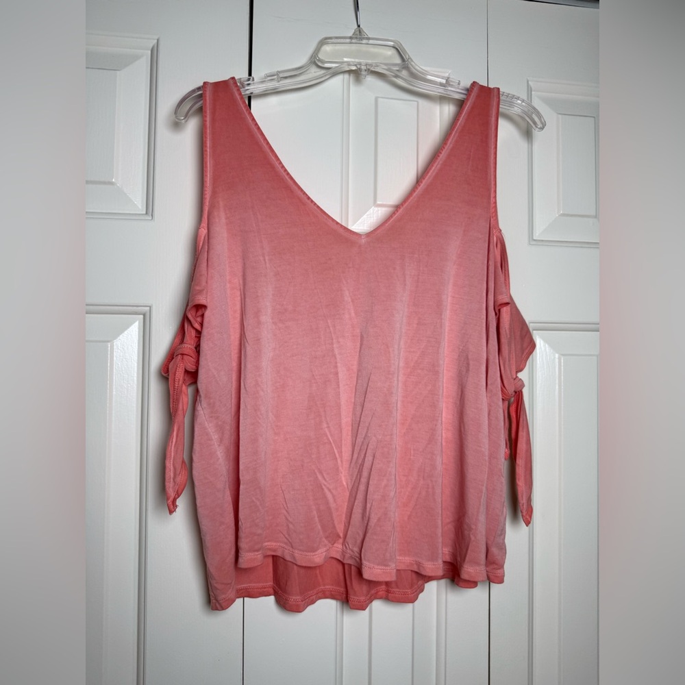 American Eagle Soft & Sexy Cold Shoulder Top